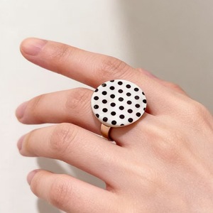 Vintage Geometric Resin Cocktail <b>Ring</b> Black White Polka Dot Women's Fashion Party Jewelry Daily Wear <b>Statement</b> <b>Ring</b> - Product Image 3