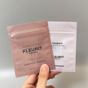Sachets plats personnalisés en aluminium pour pilules, vitamines, capsules, emballage à fermeture éclair à trois côtés, sachets en mylar à fermeture éclair - Product Image 4
