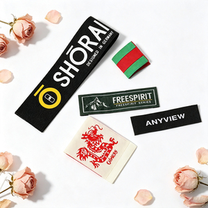 Étiquettes de col intérieures tissées personnalisées à extrémité souple, patchs de logo de marque en tissu beige mat, écologiques, pour vestes, sweats à capuche et vêtements d'extérieur - Product Image 4