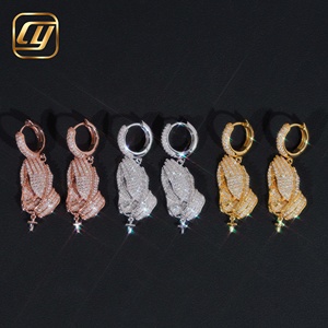 Boucles d'oreilles pendantes Mains en prière en Argent 925 avec Moissanite taille brillant rond, plaqué or rose, Croix chrétienne religieuse, Bijoux unisexe - Product Image 1