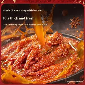 Hongxiangji Vente en gros de pattes de poulet chinoises en collation - Saveur épicée aux cinq parfums, texture moelleuse, prêtes à manger - Product Image 3