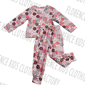 DH ODM Venta al por mayor Nuevo diseño Patrones temáticos de dibujos animados juguetones Impreso Poliéster Alta calidad Casual para niñas Conjuntos de 2 piezas - Product Image 6