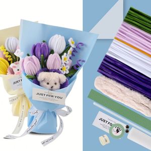 Paquete de Material Creativo: Limpiapipas de Peluche Surtidos, Ojos de Peluche, Pegamento y Tarjetas de Envoltura para Creaciones Infinitas - Product Image 2