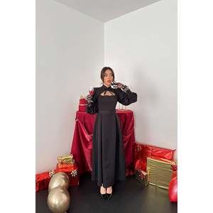 Vestido de Fiesta Vintage al por Mayor, Largo hasta el Suelo, Talla XL, Negro, con Encaje, Copas de Ganchillo, Decoración de Cuentas y Lentejuelas, Estilo Imperio y Escote Corazón - Product Image 4