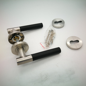 Set Gagang <span class=keywords><strong>Pintu</strong></span> dengan <span class=keywords><strong>Roset</strong></span> Bulat 8 mm |   Desain Pegangan Elegan dan Sederhana dari Baja Tahan Karat Perak Matte - Product Image 2