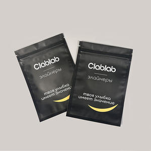 Sachet refermable noir à fermeture éclair avec logo personnalisé, pochette plate à trois soudures, petit sachet refermable en Mylar - Product Image 1