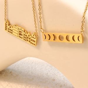 Design semplice eclissi solare in catena clavicola da donna in acciaio al titanio oro 18K sole e luna collana lunga accessori - Product Image 5