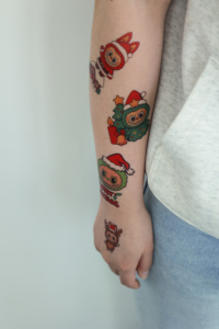 Tatuaggi Temporanei Labuu Impermeabili Bianchi Divertenti e Carini, Durano 3-7 Giorni, Ideali Come Regalo di Natale e Capodanno per il Corpo - Product Image 6