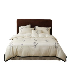 French Retro Light Luxury Tencel Four-Piece <b>Bedding</b> <b>Set</b> With Embroidery For Four Seasons - Product Image 1