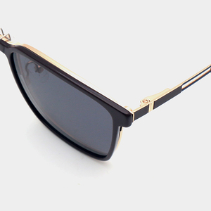 <span class=keywords><strong>Monturas</strong></span> Ópticas Metálicas Completas para Hombre <span class=keywords><strong>con</strong></span> <span class=keywords><strong>Clip</strong></span> Magnético Polarizado para Gafas de Sol, <span class=keywords><strong>Monturas</strong></span> de Gafas de Negocios <span class=keywords><strong>con</strong></span> <span class=keywords><strong>Clip</strong></span> para Gafas de Sol - Product Image 5