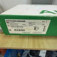 Variador de Frecuencia ATV320U40N4B, VFD Compacto, Trifásico, OEM, para Automatización de Transportadores