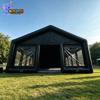 Tente de réception gonflable, grand chapiteau noir en PVC avec structure pneumatique et fenêtres transparentes pour réceptions, traiteurs et événements commerciaux