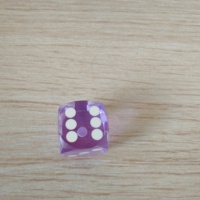 Dés de casino 2026, best-seller, haute qualité, dés personnalisés précis et transparents, 5 pièces par ensemble, dés de casino de haute qualité 19 mm avec bord