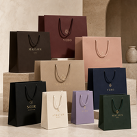 Enveloppes d'invitation écologiques de luxe, finition satinée mate, logo de marque imprimé sur mesure, fermeture à ruban, enveloppes cadeaux en gros