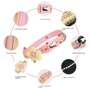 <span class=keywords><strong>Collar</strong></span> de gato y perro con letras y flores bonitas, diseño universal de poliéster con decoraciones de cinta, tracción fácil de poner y quitar - Product Image 4