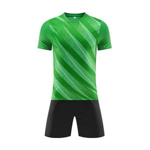 Maillots de football hautement personnalisés. Nous prenons en charge les commandes que nos concurrents n'osent pas prendre en charge. Contactez-nous pour plus d'informations. - Product Image 2