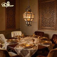 Lustre traditionnel arabe en fer vintage avec panneaux acryliques et LED pour hôtel et restaurant