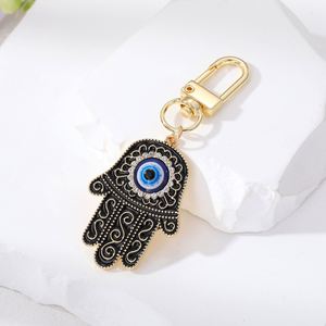 Llavero de Lujo con Dijes de Ojo Turco y Amuletos de Buena Suerte con Pedrería para Mujeres y Niñas - Product Image 2