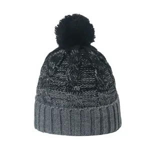 Nouveau design Chapeaux d'hiver à la mode à changement progressif de couleurs Bonnet chaud unisexe Chapeaux Pom Pom