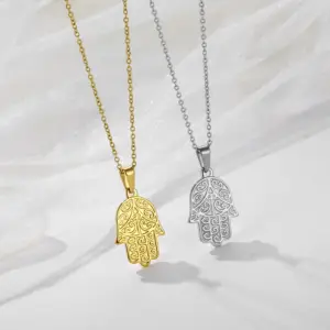 Vendita calda antico egiziano placcato oro 18 carati amuleto benedizione in acciaio inossidabile gli occhi di Fatima collana con ciondolo Hamsa a mano per uomo - Product Image 1