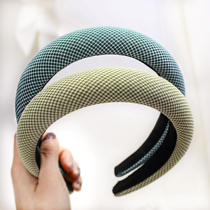 Nouveaux arrivants <span class=keywords><strong>vert</strong></span> jaune blanc tissu imprimé à carreaux bandeau <span class=keywords><strong>serre</strong></span>-tête rembourré <span class=keywords><strong>velours</strong></span> bandeaux élastiques pour les femmes - Product Image 6