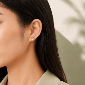 Boucles d'oreilles ovales Halo, en acier inoxydable et zircon avec placage sous vide or 14 carats, options de couleur or et argent - Product Image 5