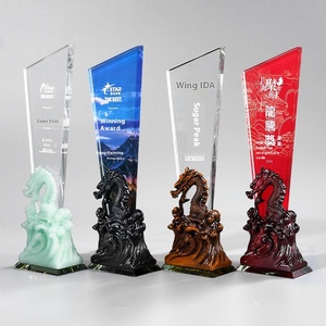 Tùy chỉnh bắt tay Hợp Tác Giải thưởng tráng men Ding xuất sắc nhân viên lao động mô hình tinh thể <span class=keywords><strong>Trophy</strong></span> cưỡi nhựa <span class=keywords><strong>Trophy</strong></span> - Product Image 2