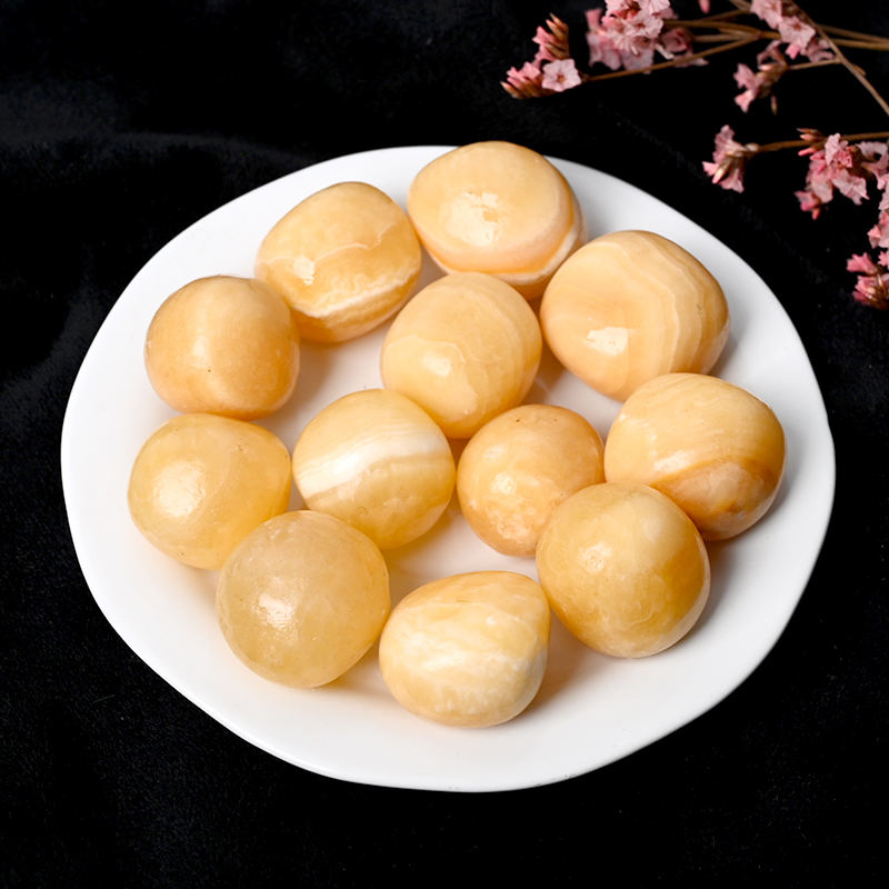 หยกสีเหลือง