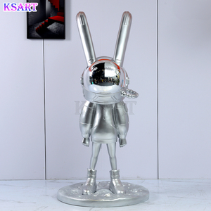 Escultura decorativa galvanizada popular hogar bar Ktv Winkle decorado cosmonauta Konijn escultor - Product Image 4