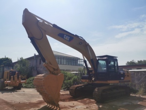 Excavatrice CAT 325D d'occasion à vendre directement en usine Pelle d'occasion japonaise Caterpillar CAT325D Machines de construction d'origine à vendre - Product Image 3