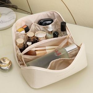 กระเป๋าเครื่องสำอางกันน้ำ PU แบบพกพา มีซิปปิด สำหรับผู้หญิง - Product Image 3