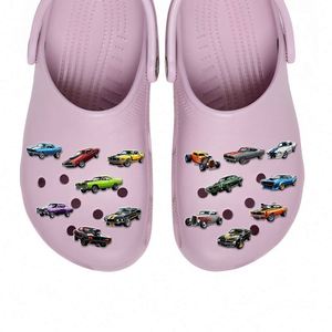 Breloques de chaussures en acrylique écologiques pour Clog, avec divers motifs de voitures de sport rétro, aux couleurs vives - Product Image 4