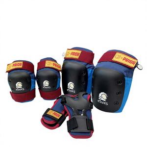 Ensemble de protection sportive Prior : Casque de skateboard, protections professionnelles durables et antidérapantes pour genoux, coudes et poignets (tailles L/XL) - Product Image 2