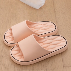 Sandalias Chanclas de Interior Más Vendidas - Ligeras, Acolchadas, Antideslizantes, Antiolor, Duraderas, de PVC de Alta Calidad para Verano - Product Image 2