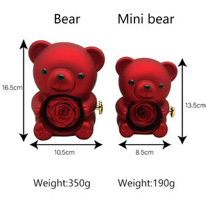 Cadeau pour maman et fille : Collier rotatif avec rose éternelle et ours en peluche dans un coffret cadeau - Product Image 2