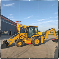 388T Wheel Backhoe Loader Multifungsi 8600KG Berat Total 74Kw Daya Terukur 0.3m³ Kapasitas Bucket Mesin Penggali Kekuatan Tinggi
