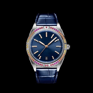 Reloj lujoso, moderno y encantador con resistencia al agua, bisel de diamantes de colores, elegante logotipo OEM y manecillas de alta calidad de 36 mm - Product Image 1