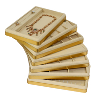 Dalam Stok Display Emas Tray Cincin Gelang Rantai Bangle Tampilan Toko Set Suede Stackable Logam Perhiasan Display Tray