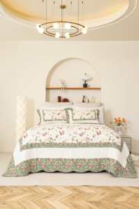 Juegos de Ropa de Cama de Algodón Vintage con Retazos Florales, Juegos Reversibles con Diseño Floral Vintage - Product Image 2