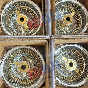 13-Zoll-Felgen und 14x7 Dreifach-Gold Speichenrad mit Goldnippeln - Product Image 5