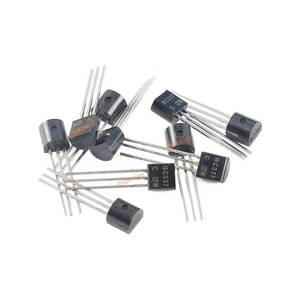 2 Pezzi Di Transistor Toshiba 2SD426 (equivalente ECG280) - NPN Silicio - Nuovi