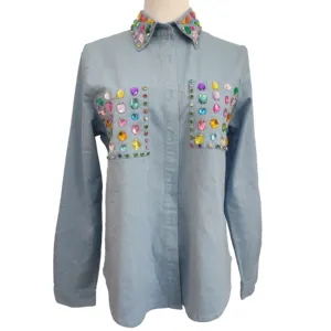 Disesuaikan blus Denim biru untuk wanita Chic kasual dicetak atasan dengan manik-manik Musim Panas ODM/OEM grosir bahan Polyester Twill