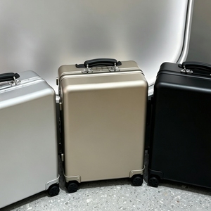 Maleta de Lujo Moderna de Aluminio, Diseño RIMO <span class=keywords><strong>RMW</strong></span>, 21/26/30 Pulgadas, Premium, Portátil, para Llevar a Bordo o en el Equipaje, Venta Directa de Fábrica al Por Mayor - Product Image 2