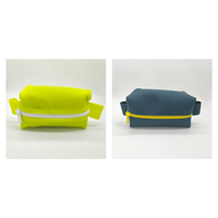 Trousse de maquillage en silicone étanche avec logo personnalisé Trousse de toilette rectangulaire pour femmes Pochette de voyage à fermeture éclair Mignon design fantaisie à la mode