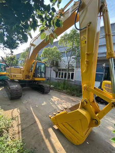 Excavatrices Komatsu PC200-6/7 d'occasion en bon état avec peinture d'origine, moteur et pompe EPA, 2001-4000 heures, localisées à Shanghai - Product Image 4