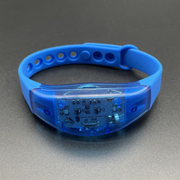 Bracelet de poignet pour fêtes, événements et concerts personnalisés Bracelet LED pulsera lumineux activé par le son Bracelet LED lumineux avec capteur de musique