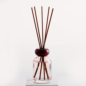 Diffusore a bastoncini <span class=keywords><strong>da</strong></span> 200ml diffusore di olio di profumo in vetro e diffusore a bastoncini decorazioni per la casa e decorazioni per la sala <span class=keywords><strong>da</strong></span> pranzo Set di fragranze e regali - Product Image 1