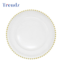 Plaques de chargeur en plastique réutilisables 7.5 10.5 pouces, bon marché, bordure dorée perlée transparente décoration de mariage