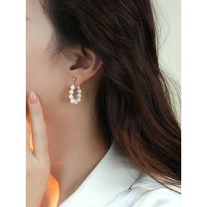 Pendientes de Perlas de Agua Dulce Naturales para Mujer, Diseño Colgante en Forma de U, con Diamantes de Moda, para Regalo de Boda o Fiesta, Marca WENCHI - Product Image 2