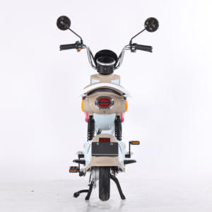 Scooter motorisé <span class=keywords><strong>Coco</strong></span> City 3 EV, moteur électrique de mobilité motorisé pour adultes pour motos Power Delivery <span class=keywords><strong>par</strong></span> Elektric E Moto - Product Image 5